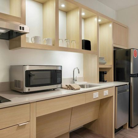 Towneplace Suites By Marriott Hadley Amherst Eksteriør billede