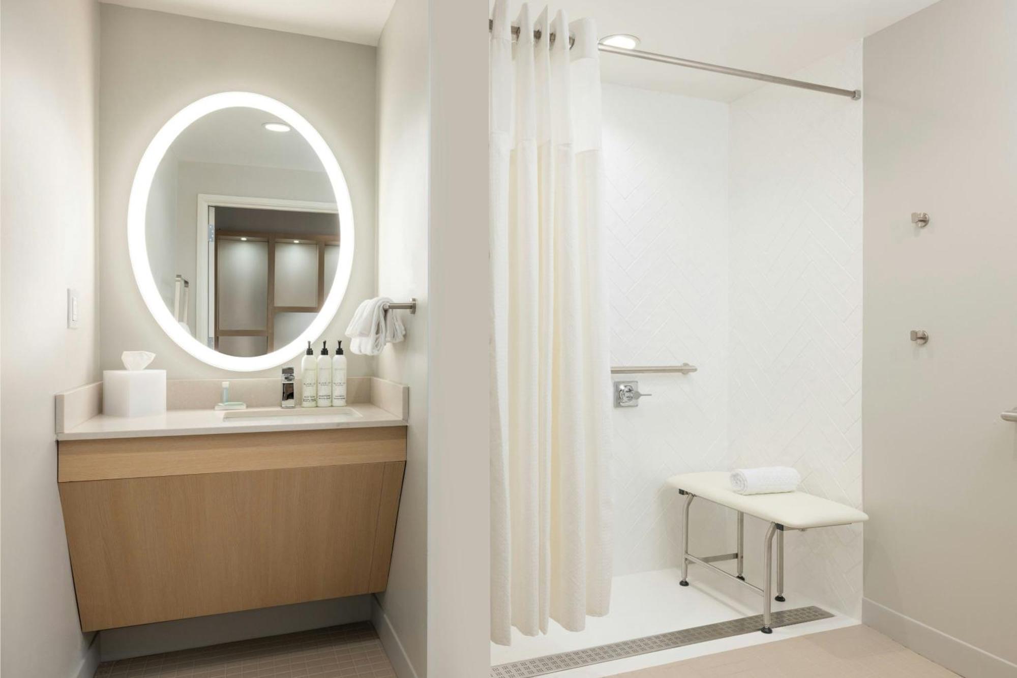Towneplace Suites By Marriott Hadley Amherst Eksteriør billede