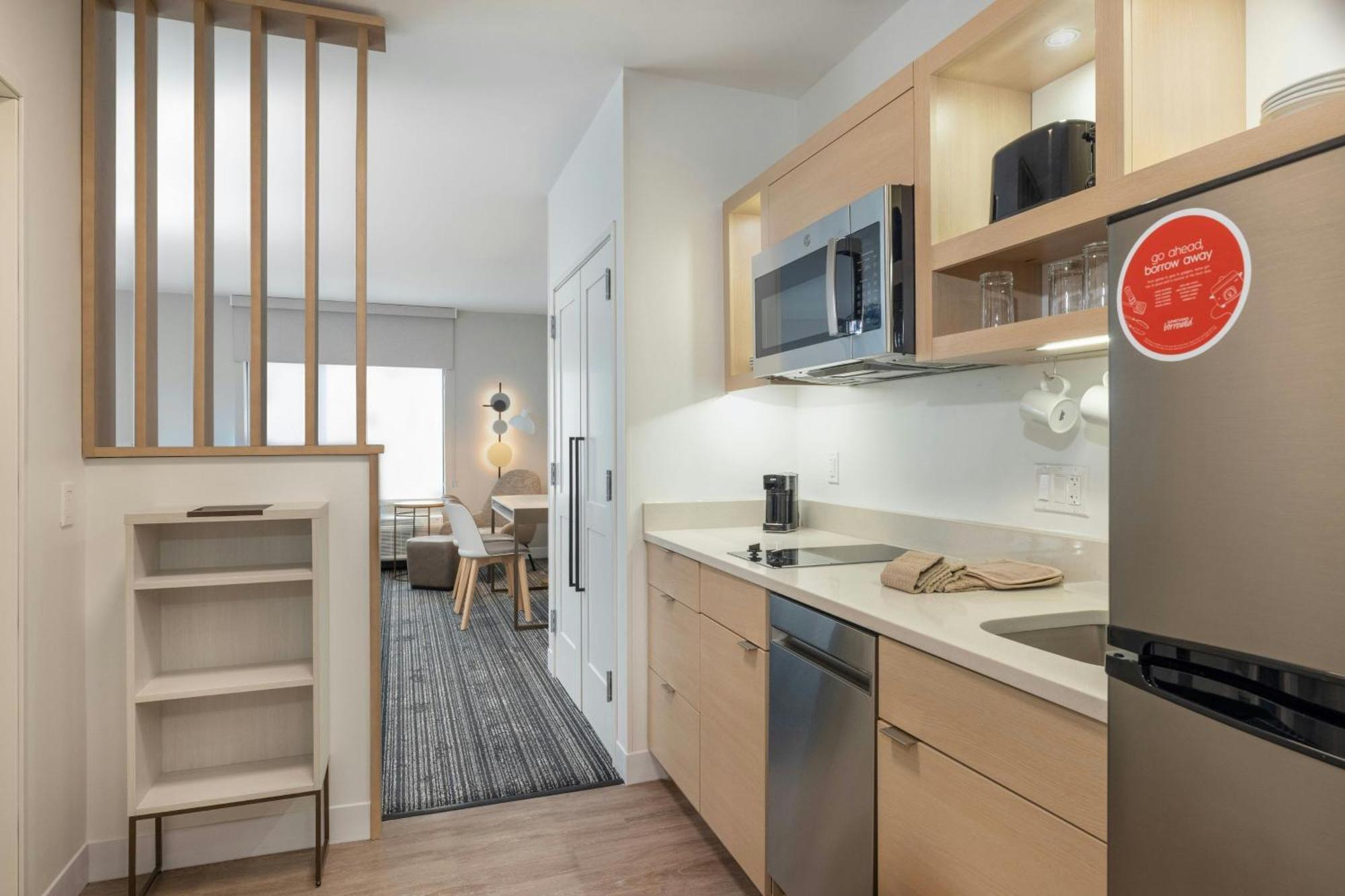 Towneplace Suites By Marriott Hadley Amherst Eksteriør billede