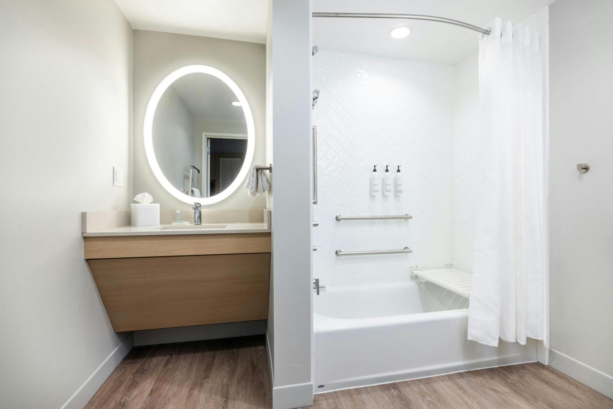 Towneplace Suites By Marriott Hadley Amherst Eksteriør billede