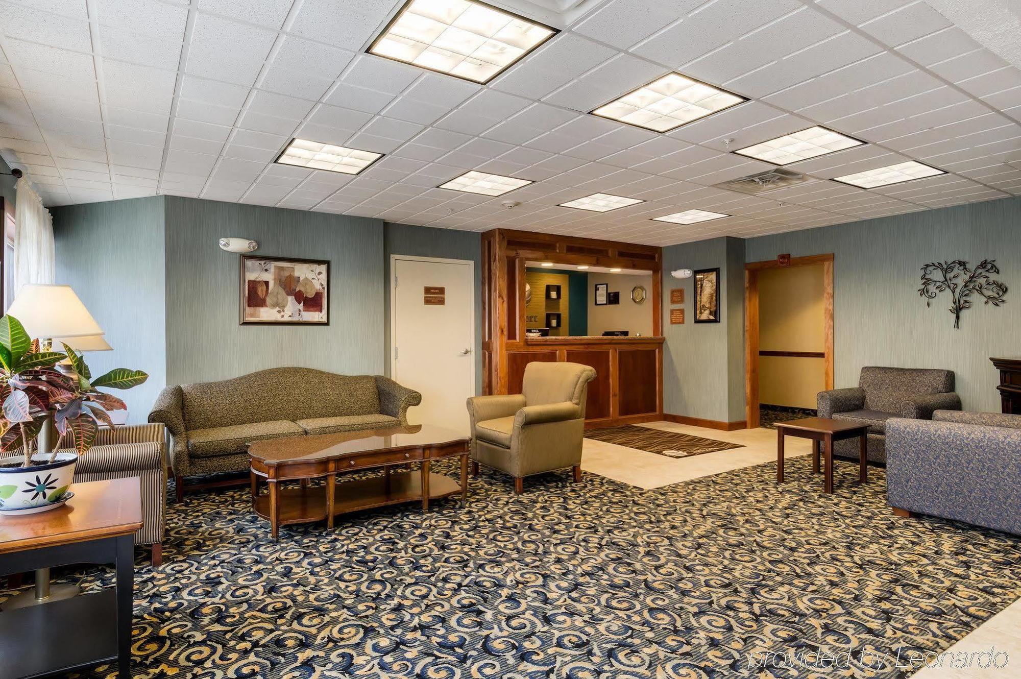 Towneplace Suites By Marriott Hadley Amherst Eksteriør billede